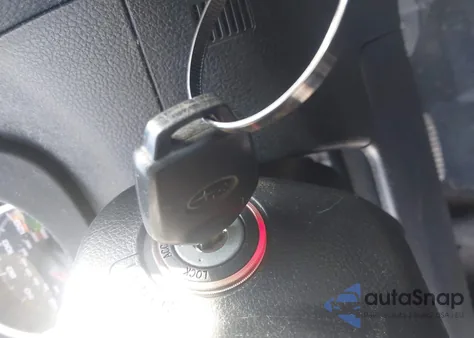 2014 Subaru Xv Crosstrek 2.0I Premium z USA, uszkodzony, nr VIN JF2GPACCXE8229639